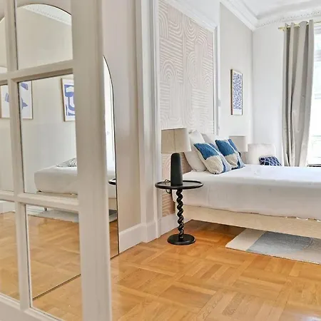Haussmanien Mansion Next To Arc Triomphe - Ii Apartment Paris
